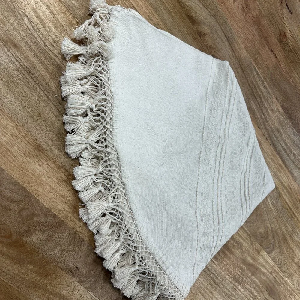 75'' Round Tablecloth from Oaxaca Mexico made with 100 % Handloom cotton…